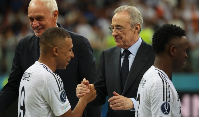 yunkai体育-清洗？每体：老佛爷告知皇马更衣室，除姆巴佩和裤袜没人是非卖品