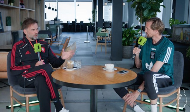 开云体育下载官网-克洛普：凯恩现在是最最最顶级的水平；目前还不想重返教练席