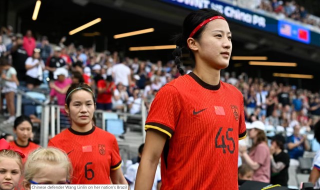 开云体育下载官网-汪琳琳：中国女足的辉煌历史激励着我；希望和妹妹一起去踢世界杯