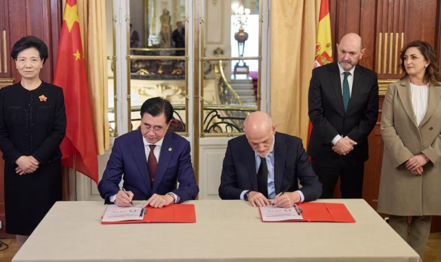 阿斯：中国足协与西班牙足协签署合作备忘录，深化双方合作