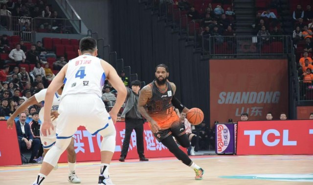 开云体育下载官网-高速男篮109：82大胜宁波，以八连胜收官临沂赛区赛事