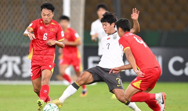 开云体育下载官网-从2-1到0-1！中国队先赢后输日本 亚洲杯冠军希望大 决赛赛程如下